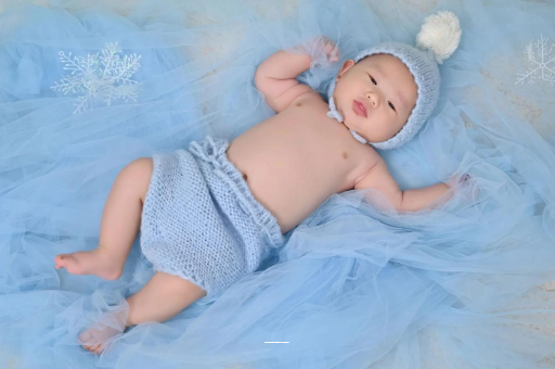 哈密宝宝几个月长乳牙